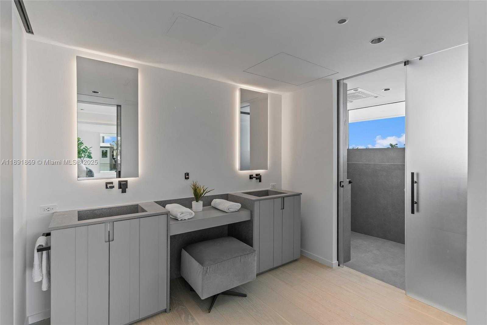 Small Image of 2131 NORTH EAST 15TH ST, Fort Lauderdale Number 66