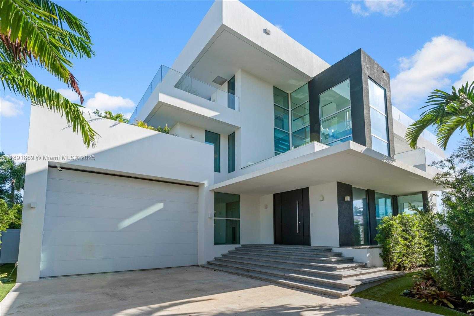 Small Image of 2131 NORTH EAST 15TH ST, Fort Lauderdale Number 8