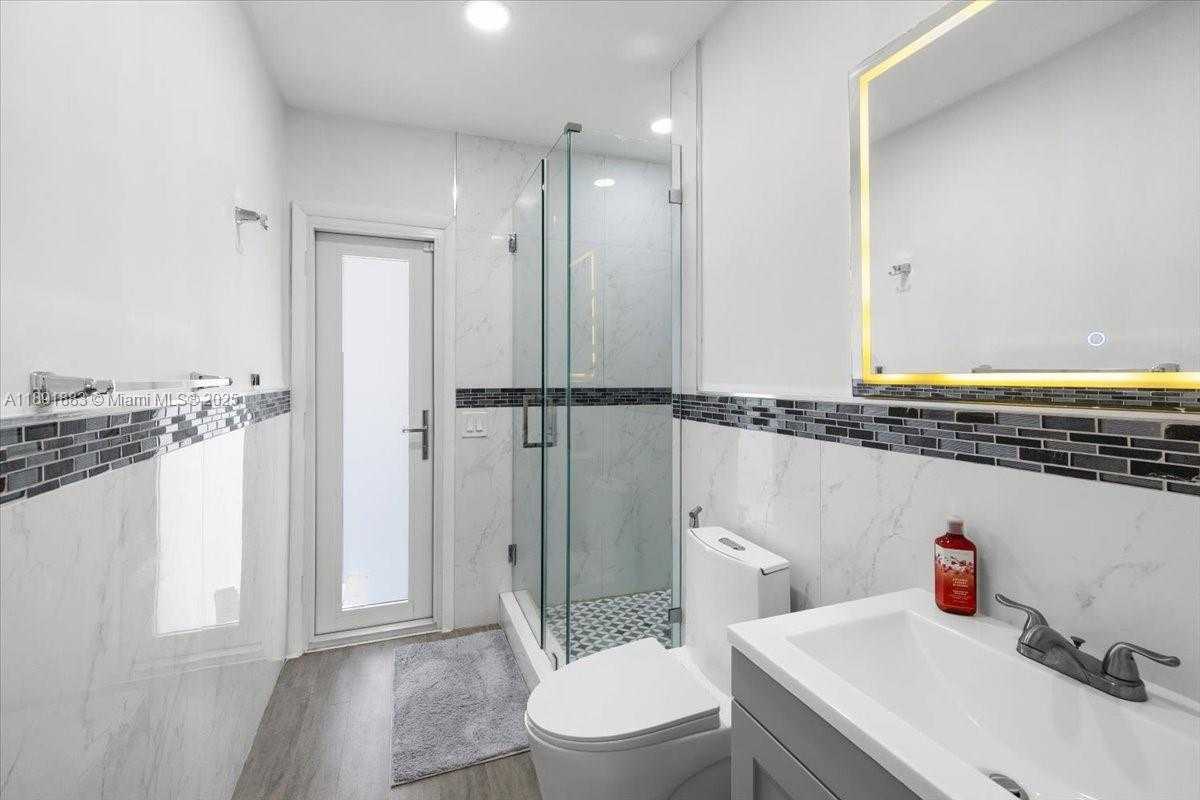 Small Image of 7150 SOUTH WEST 77TH PL, Miami Number 22