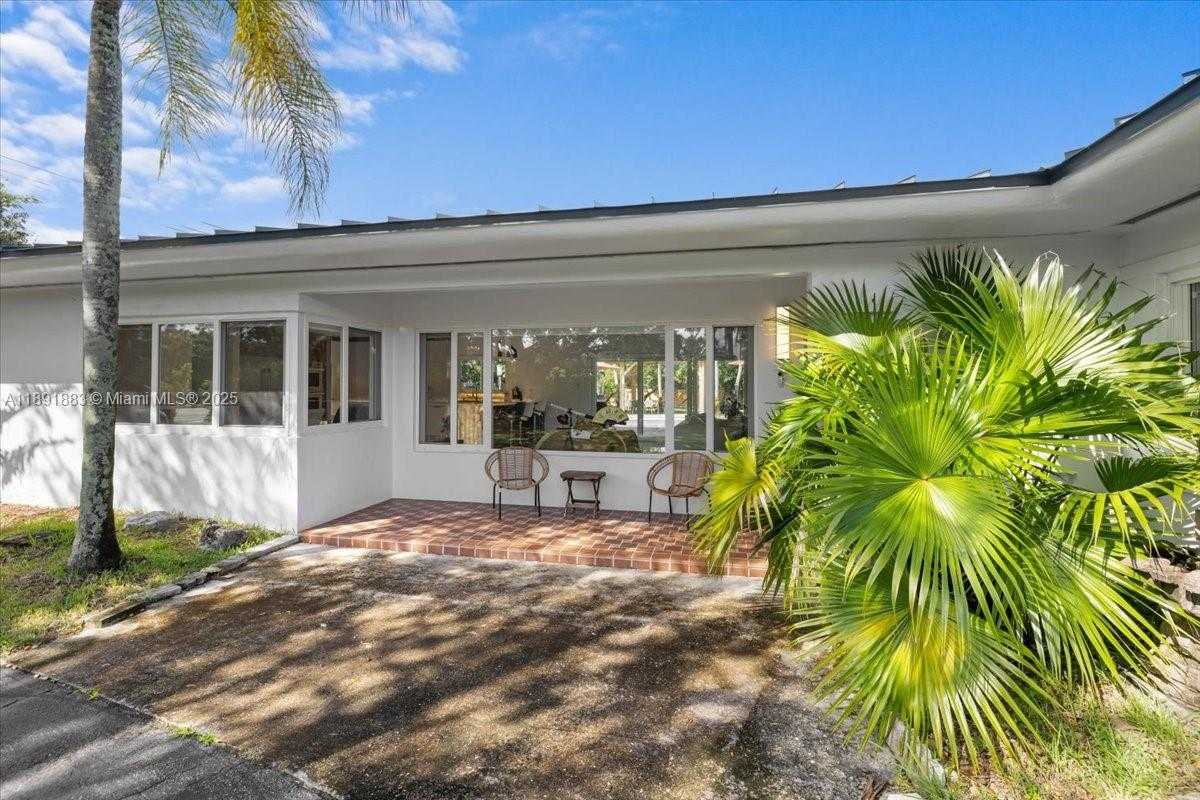 Small Image of 7150 SOUTH WEST 77TH PL, Miami Number 27