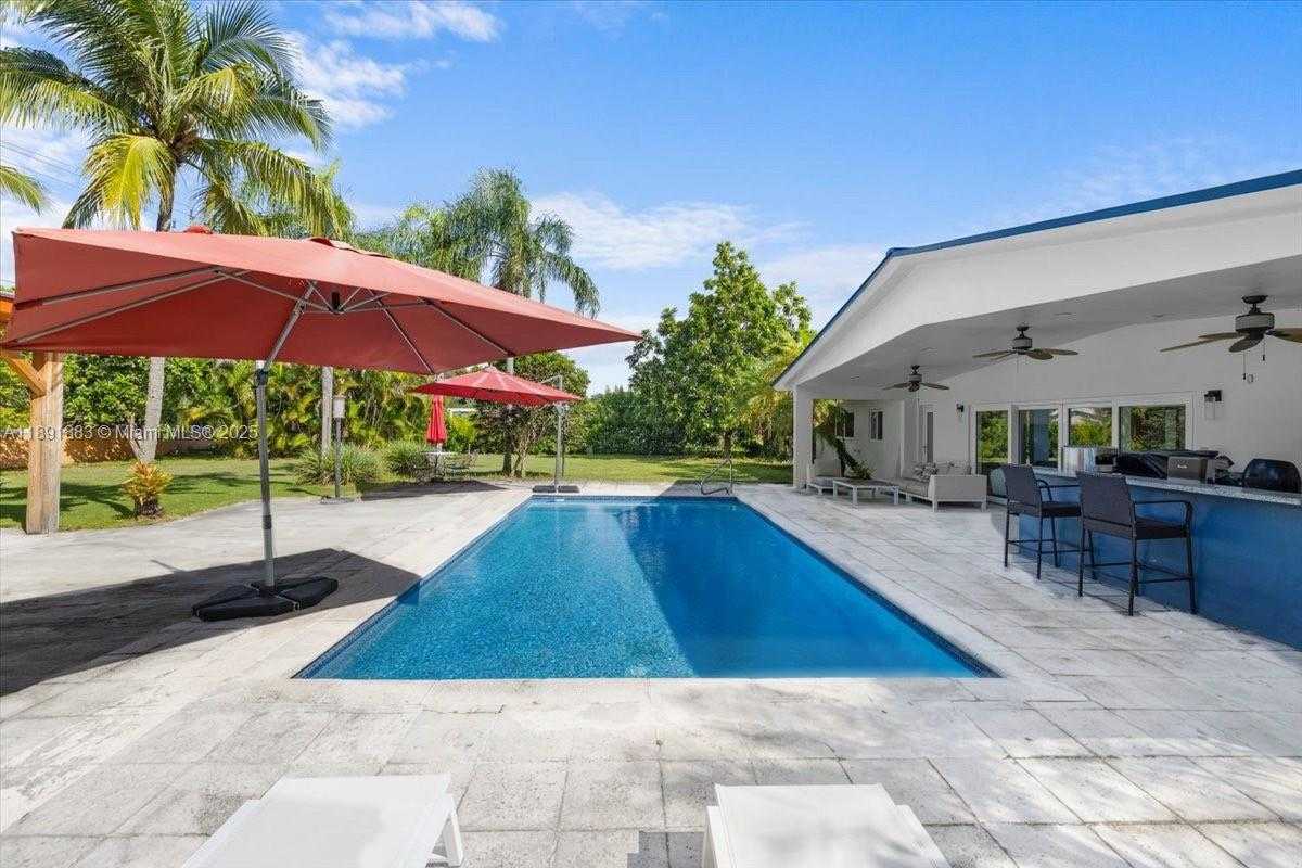 Small Image of 7150 SOUTH WEST 77TH PL, Miami Number 33