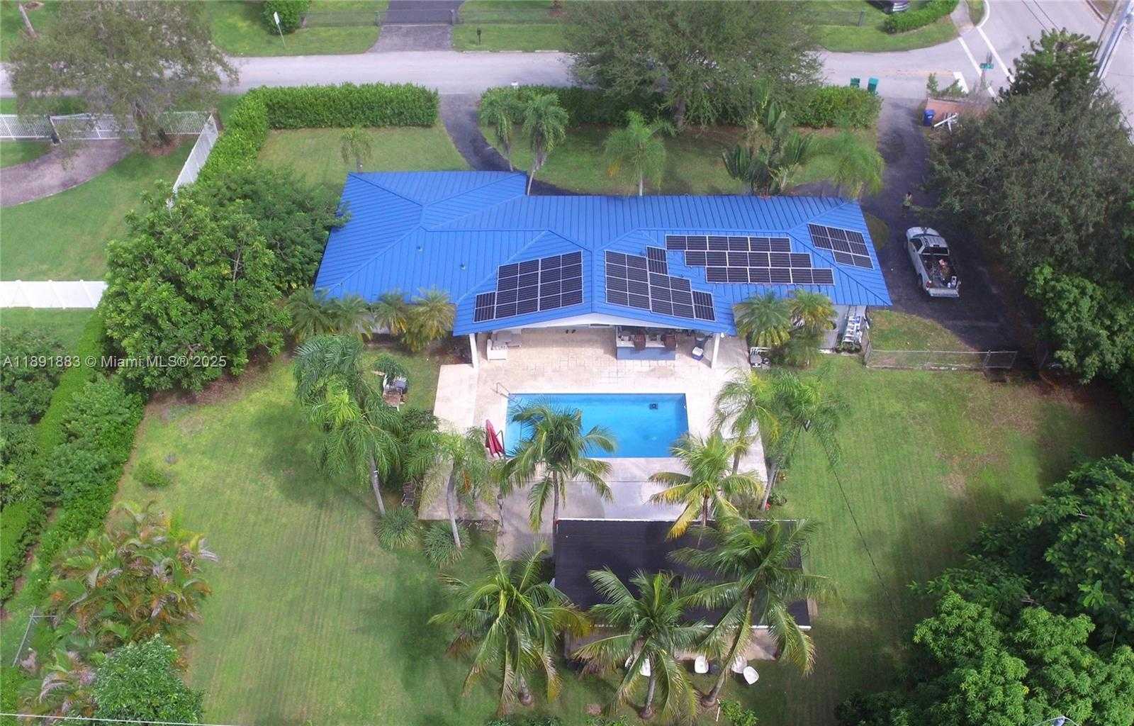 Small Image of 7150 SOUTH WEST 77TH PL, Miami Number 37