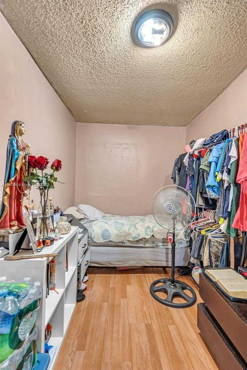 Small Image of 230 EAST 62ND ST, Hialeah Number 17
