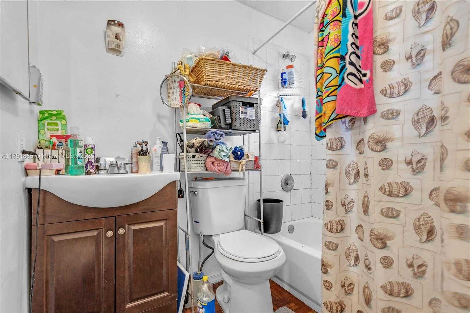 Small Image of 230 EAST 62ND ST, Hialeah Number 19