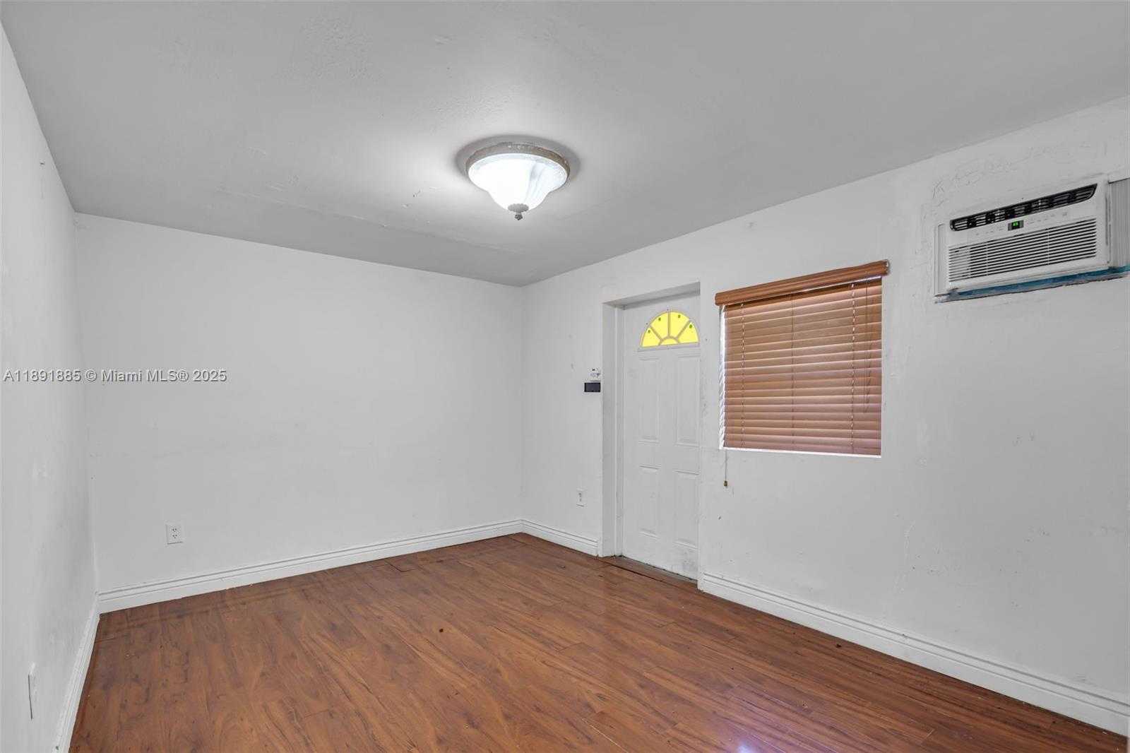 Small Image of 230 EAST 62ND ST, Hialeah Number 26