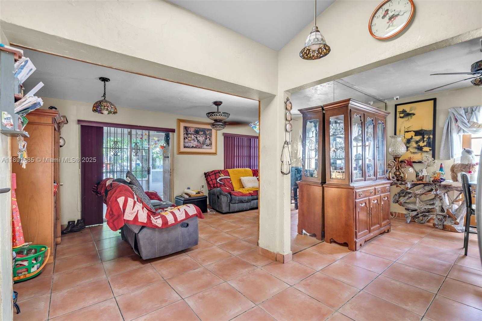 Small Image of 230 EAST 62ND ST, Hialeah Number 7