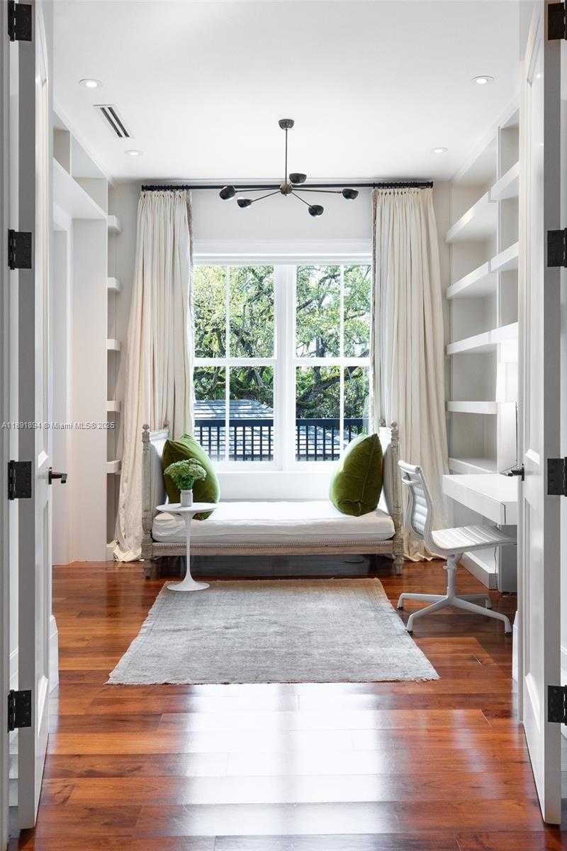 Small Image of 8150 SOUTH WEST 52ND AVE, Miami Number 12