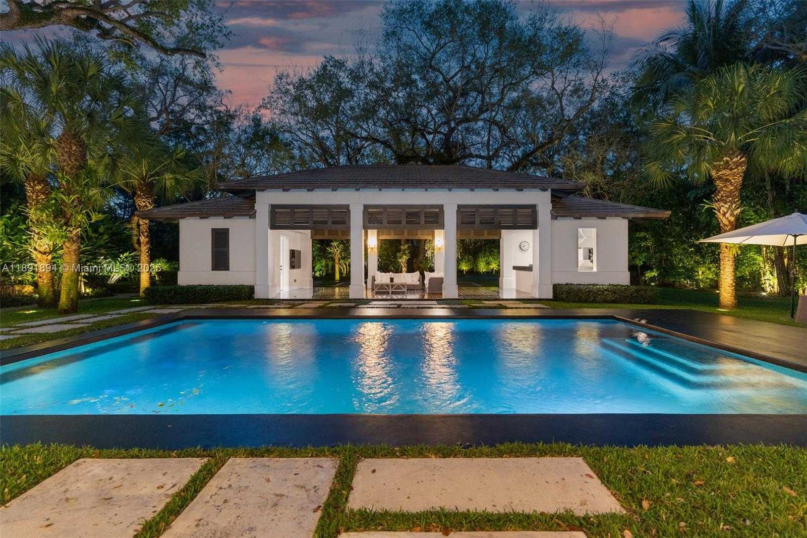 Small Image of 8150 SOUTH WEST 52ND AVE, Miami Number 17