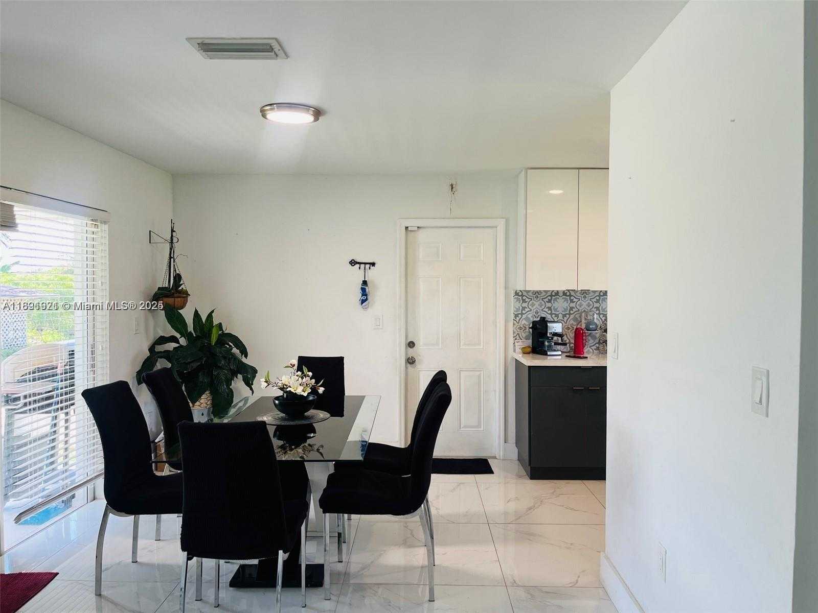 Small Image of 39001 SOUTH WEST 209TH AVE, Homestead Number 11
