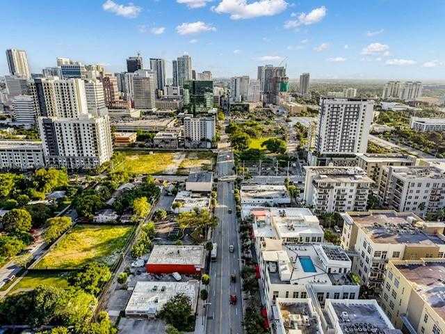 Small Image of 425 NORTH ANDREWS AVE, Fort Lauderdale Number 3