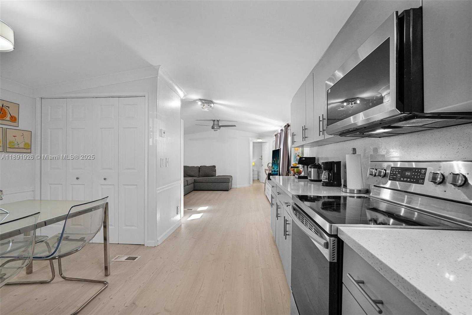 Small Image of 28501 152ND AVE LOT 102, Homestead Number 13