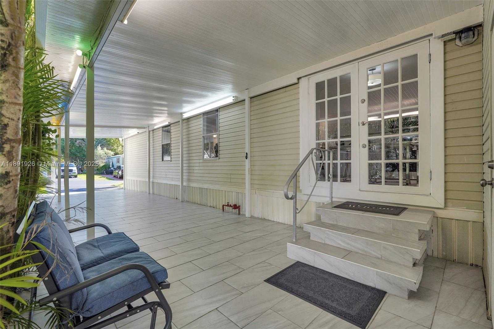 Small Image of 28501 152ND AVE LOT 102, Homestead Number 44