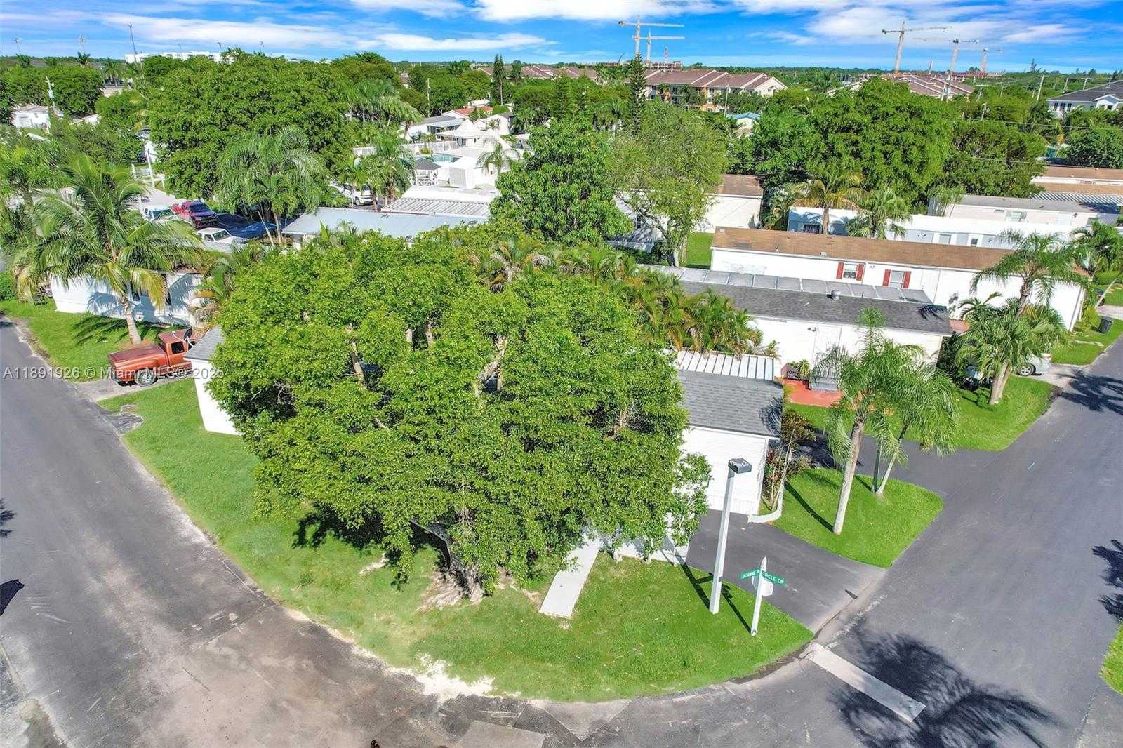 Small Image of 28501 152ND AVE LOT 102, Homestead Number 48