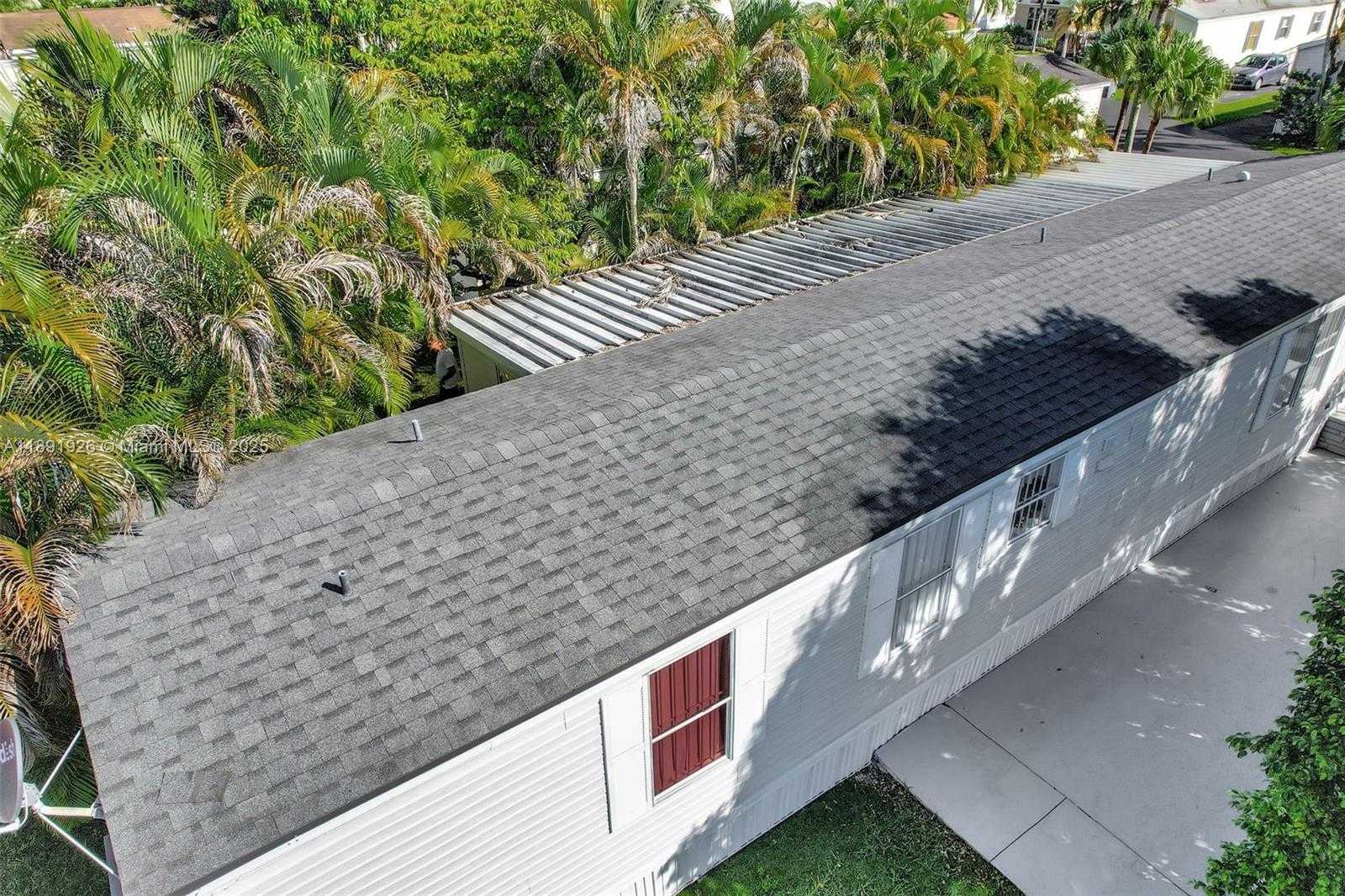Small Image of 28501 152ND AVE LOT 102, Homestead Number 49