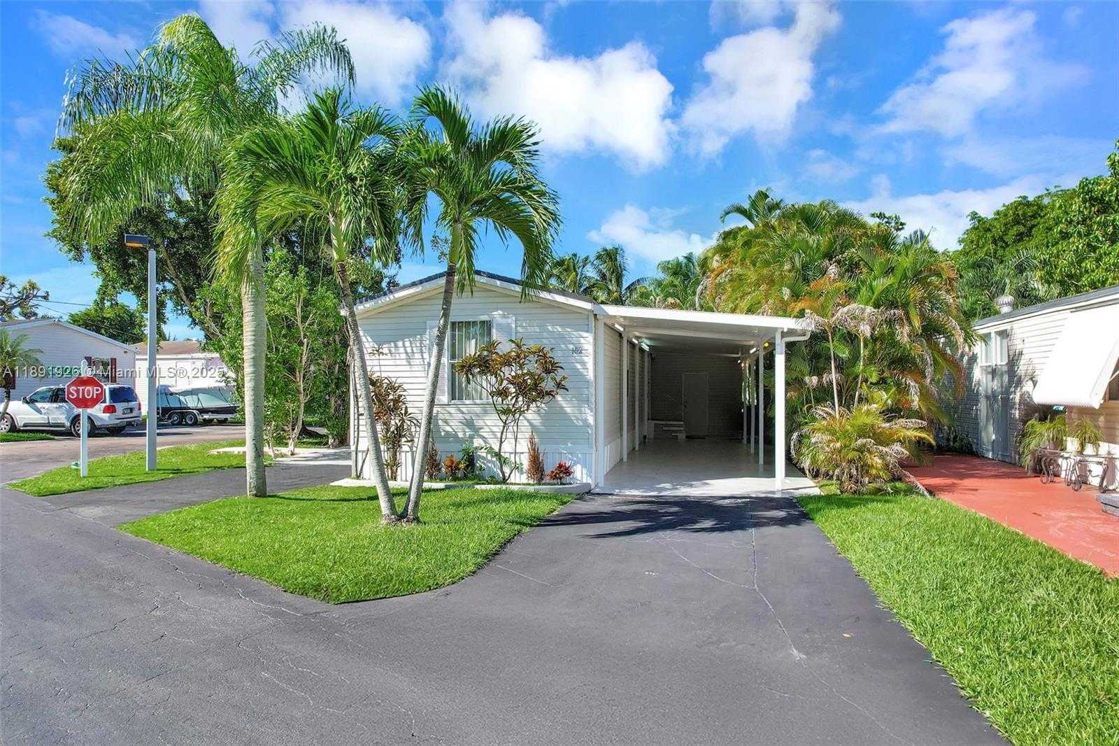 Small Image of 28501 152ND AVE LOT 102, Homestead Number 55