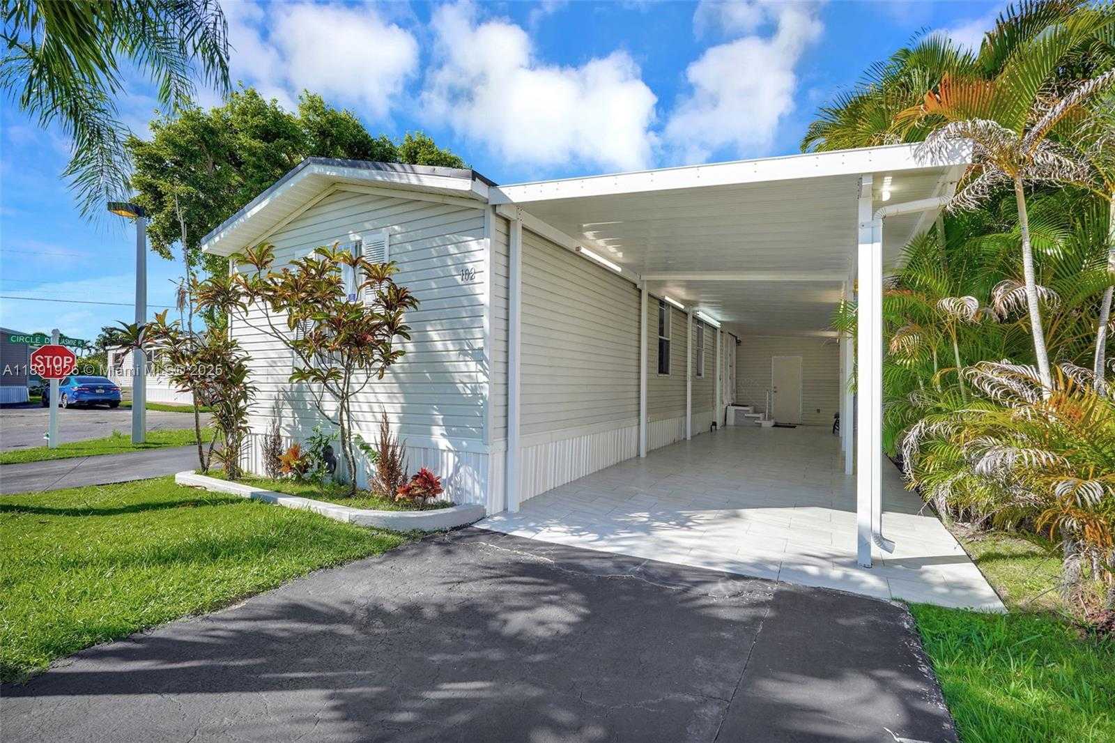 Small Image of 28501 152ND AVE LOT 102, Homestead Number 9