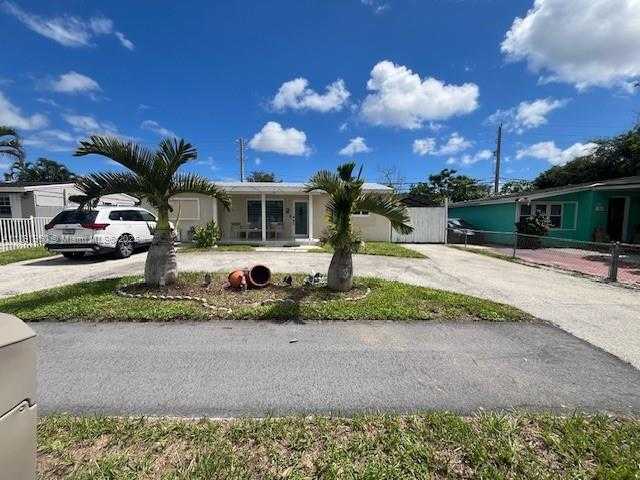 Small Image of 198 EAST BROWNING DR, West Palm Beach Number 2