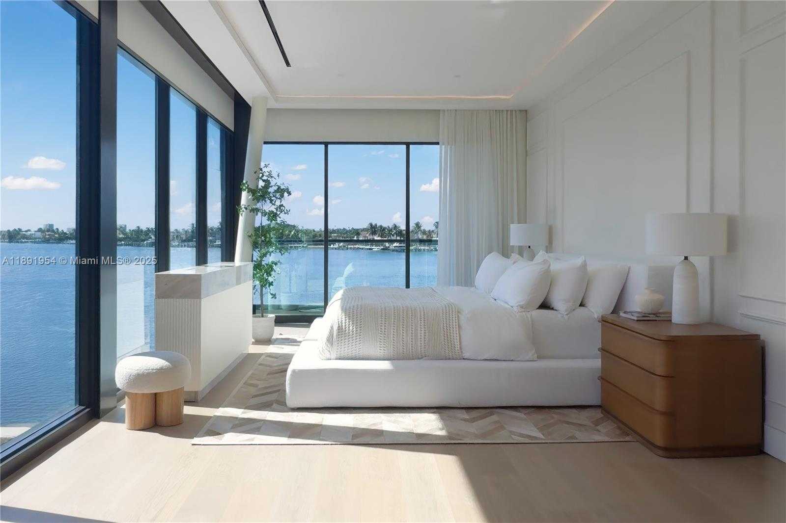 Small Image of 1155 NORTH BISCAYNE POINT RD, Miami Beach Number 20