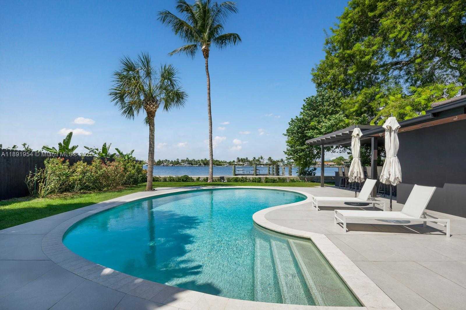 Small Image of 1155 NORTH BISCAYNE POINT RD, Miami Beach Number 28