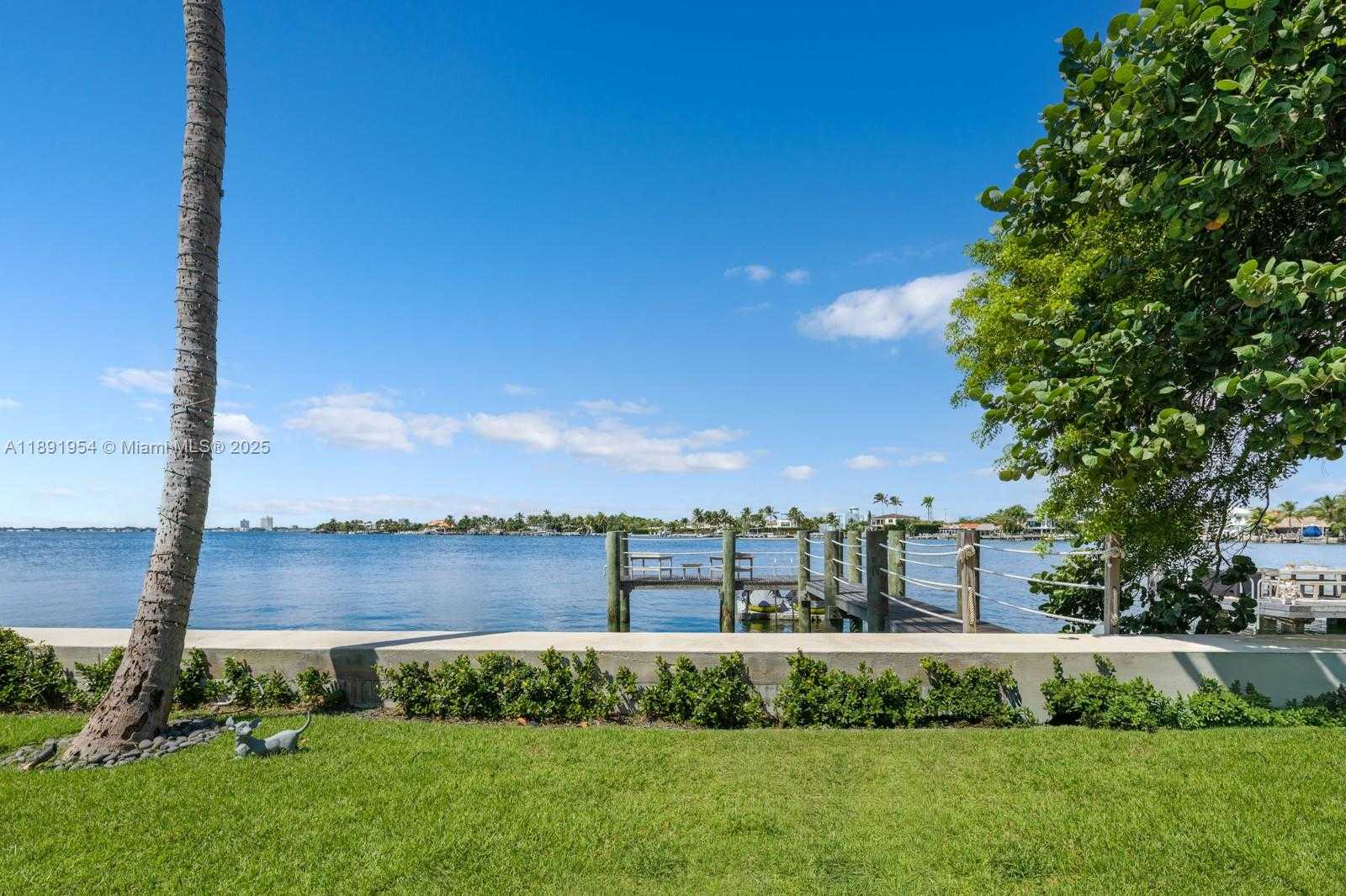 Small Image of 1155 NORTH BISCAYNE POINT RD, Miami Beach Number 30