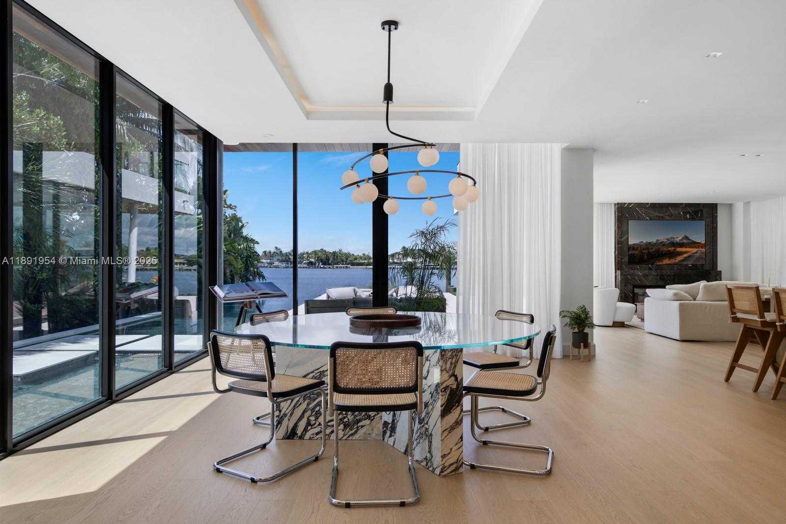 Small Image of 1155 NORTH BISCAYNE POINT RD, Miami Beach Number 6