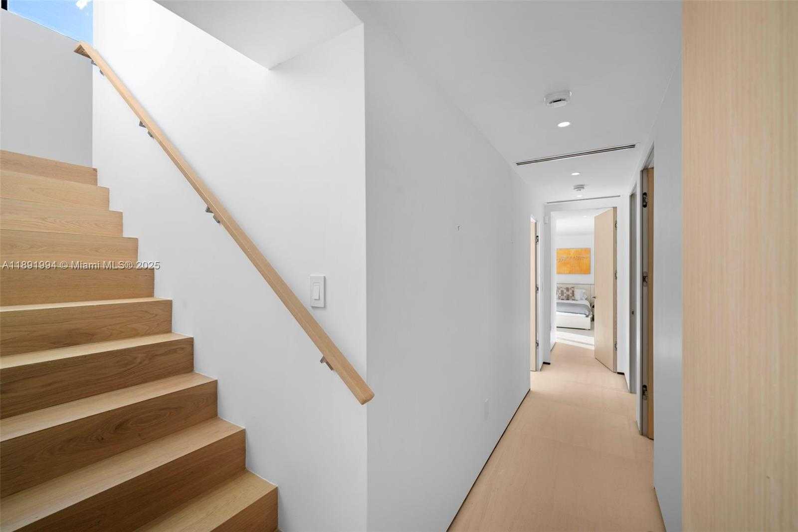 Small Image of 222 EAST RIVO ALTO DR, Miami Beach Number 22