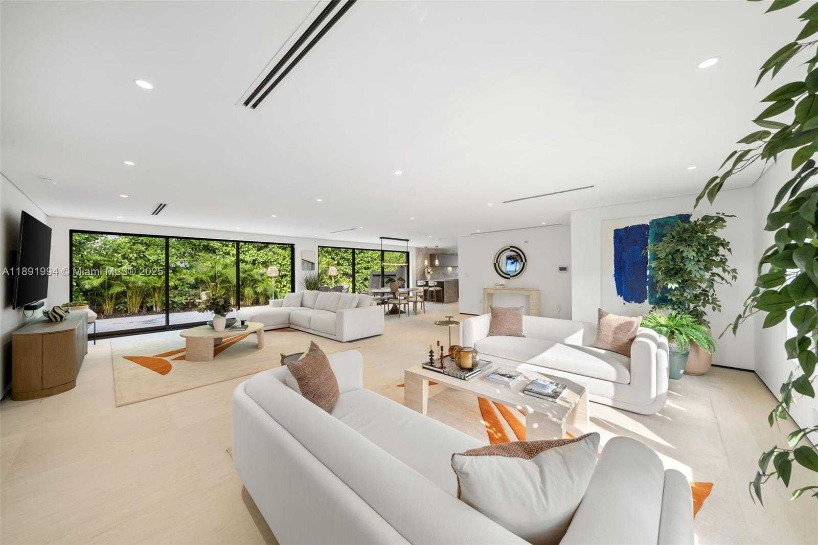 Small Image of 222 EAST RIVO ALTO DR, Miami Beach Number 6