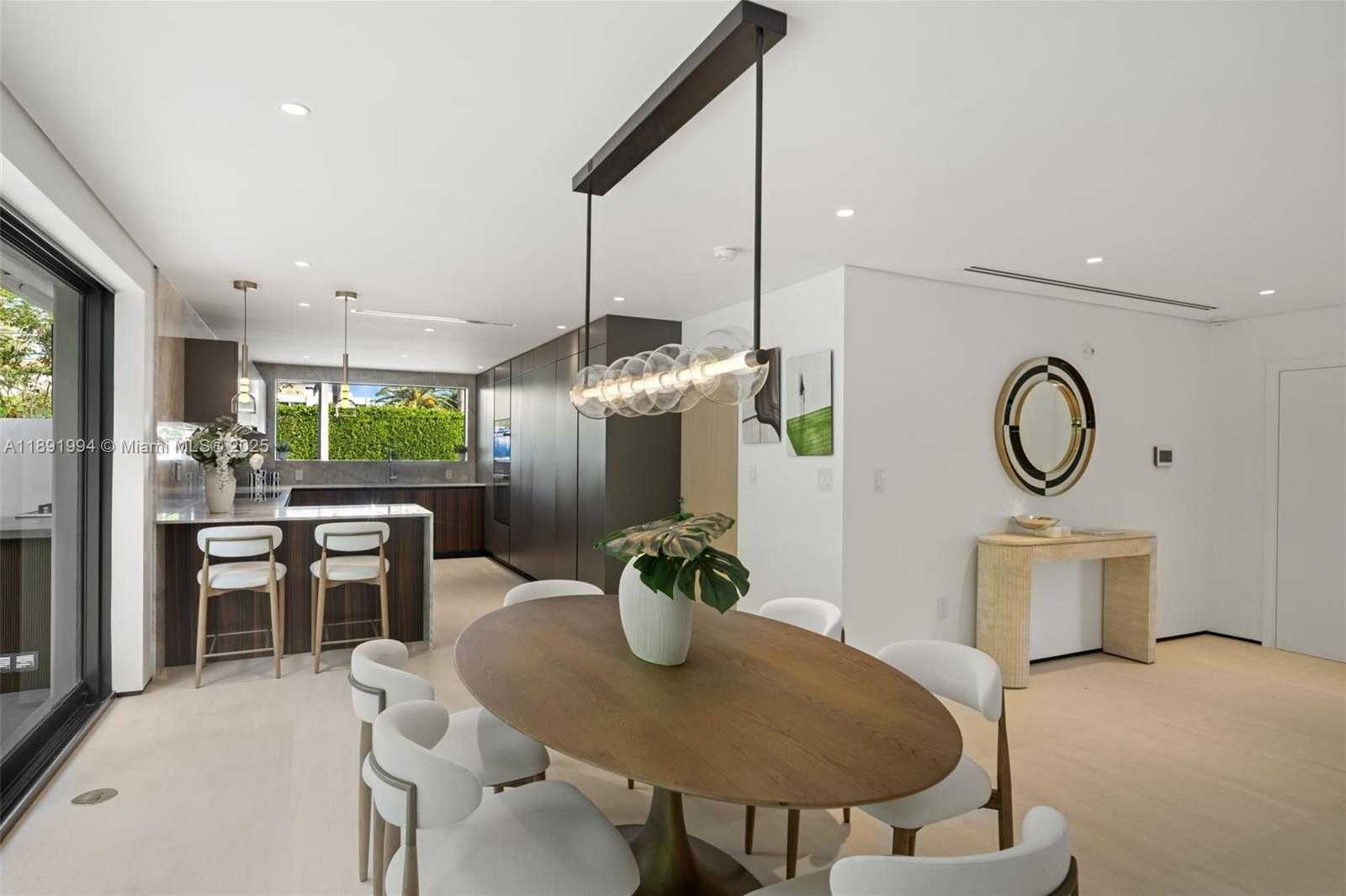 Small Image of 222 EAST RIVO ALTO DR, Miami Beach Number 9