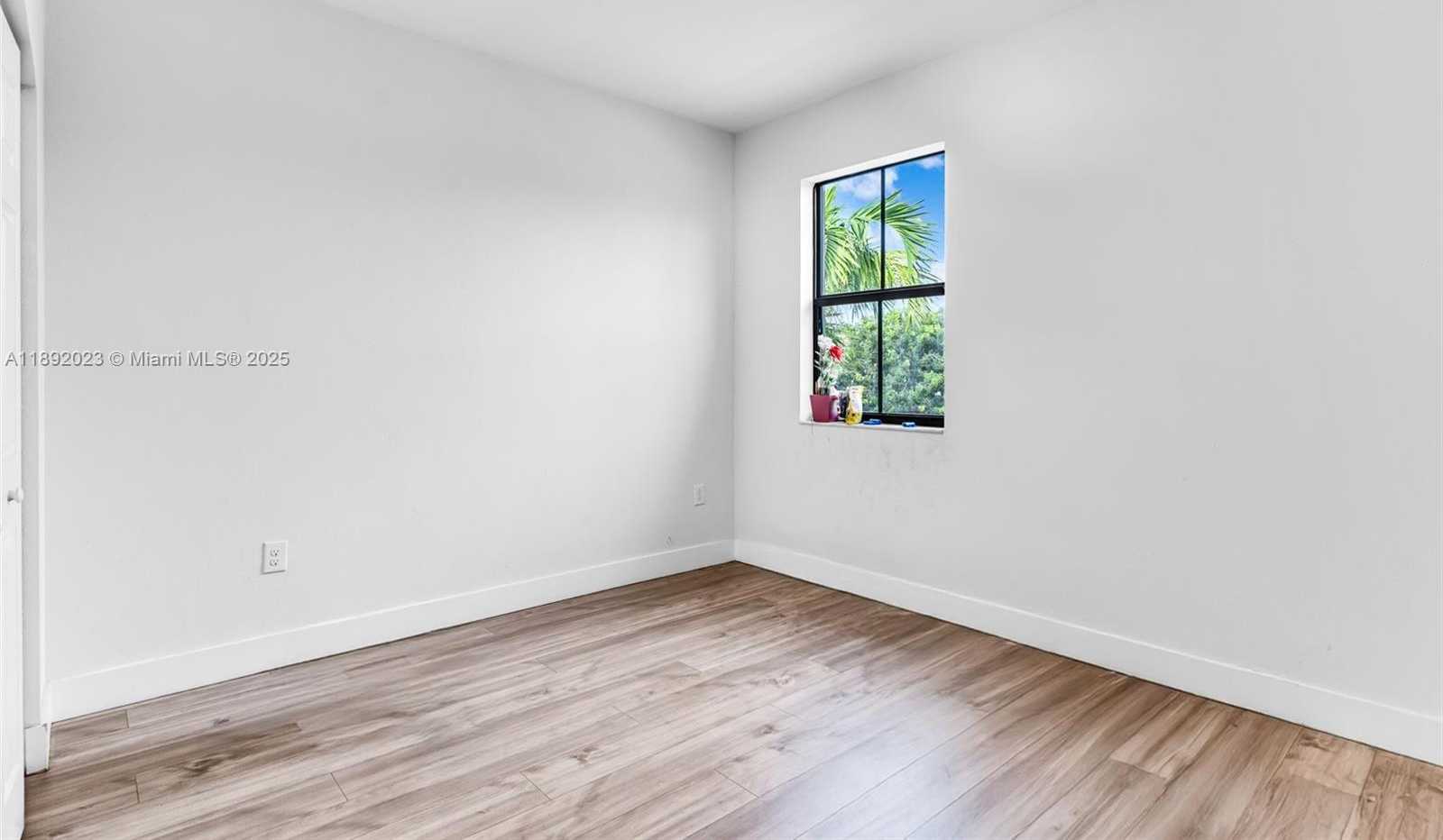 Small Image of 480 SOUTH EAST 35TH AVE, Homestead Number 8
