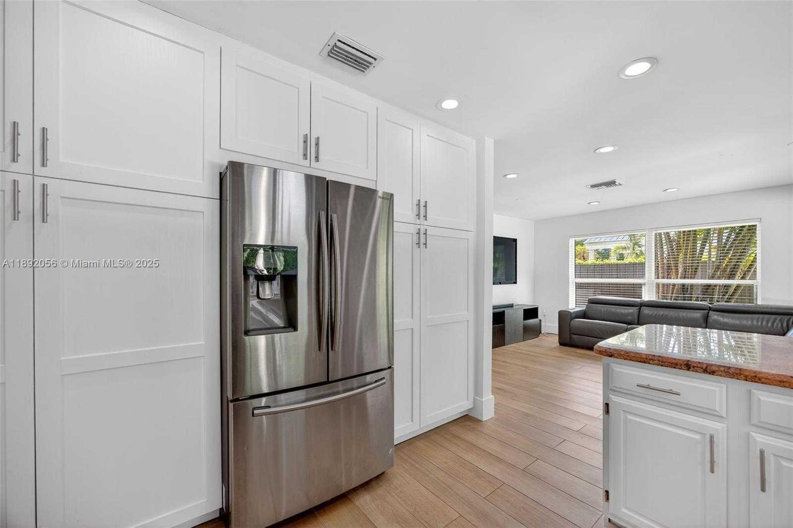 Small Image of 17500 SOUTH WEST 93RD PL, Palmetto Bay Number 21