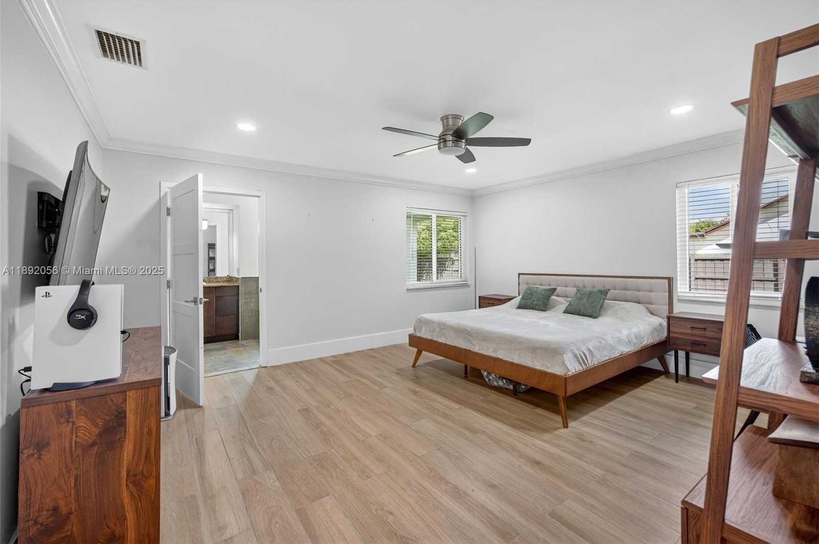 Small Image of 17500 SOUTH WEST 93RD PL, Palmetto Bay Number 22