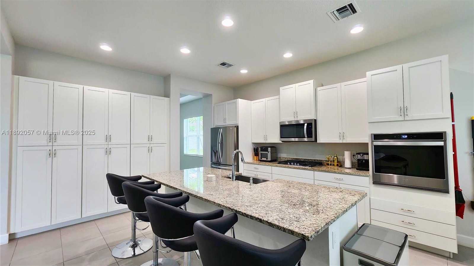 Small Image of 4625 CITRUS BLOSSOM CT, Westlake Number 10