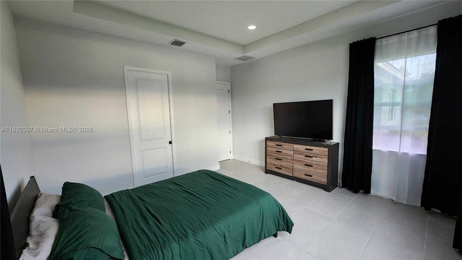 Small Image of 4625 CITRUS BLOSSOM CT, Westlake Number 13