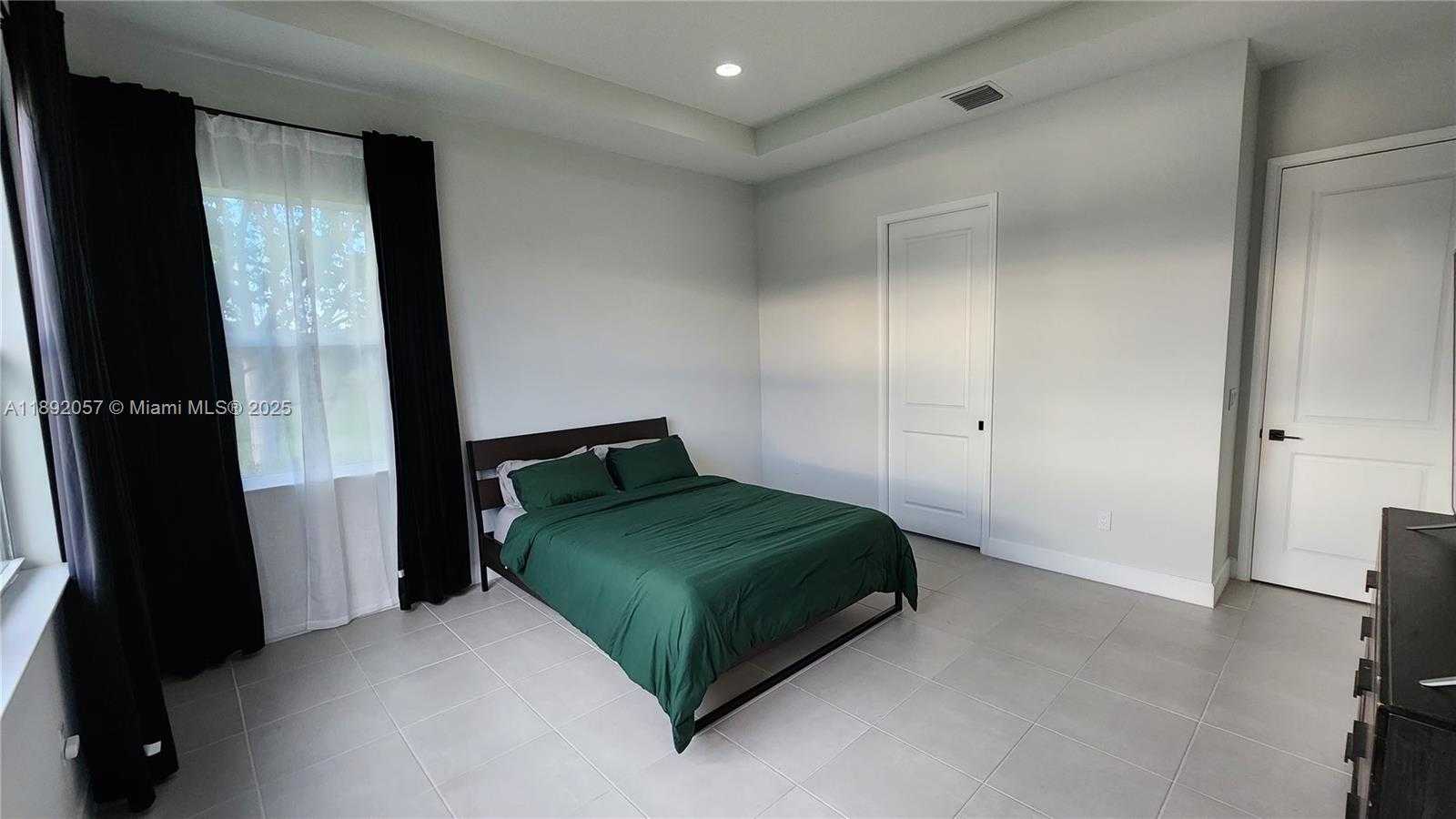 Small Image of 4625 CITRUS BLOSSOM CT, Westlake Number 14