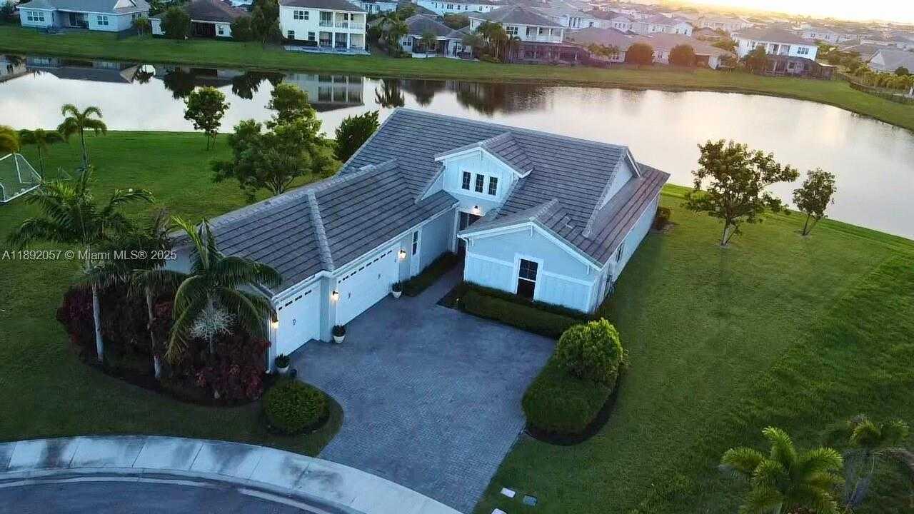 Small Image of 4625 CITRUS BLOSSOM CT, Westlake Number 18