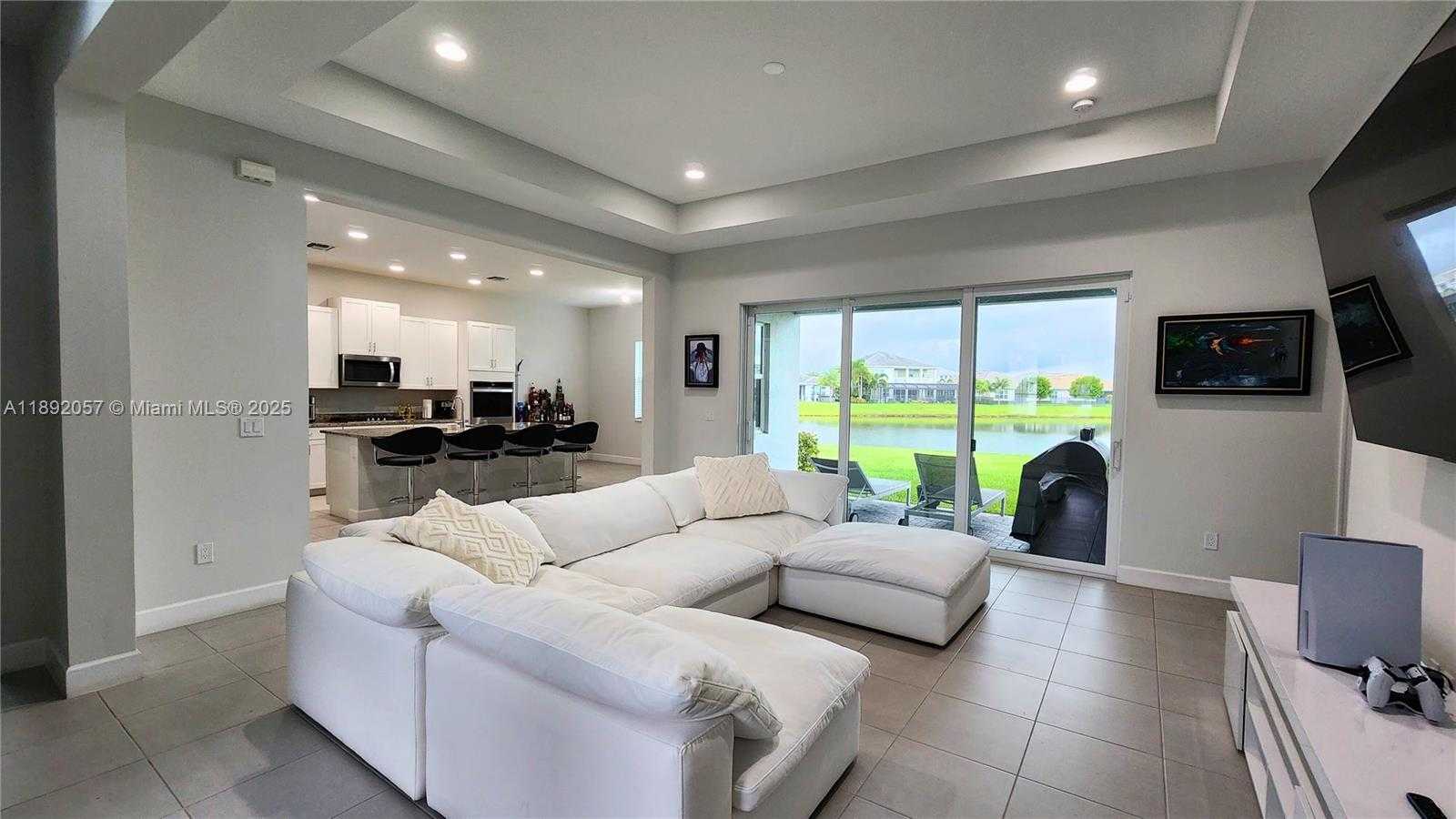 Small Image of 4625 CITRUS BLOSSOM CT, Westlake Number 2