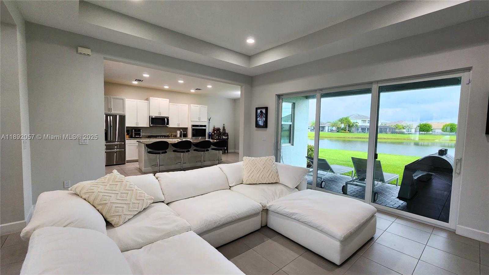 Small Image of 4625 CITRUS BLOSSOM CT, Westlake Number 3