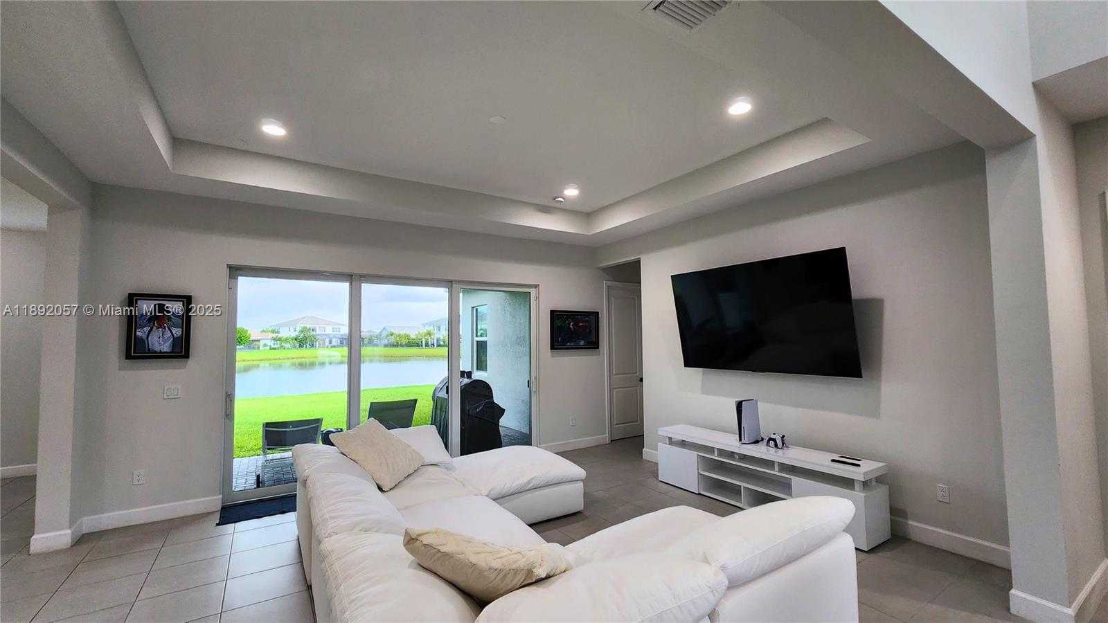 Small Image of 4625 CITRUS BLOSSOM CT, Westlake Number 4