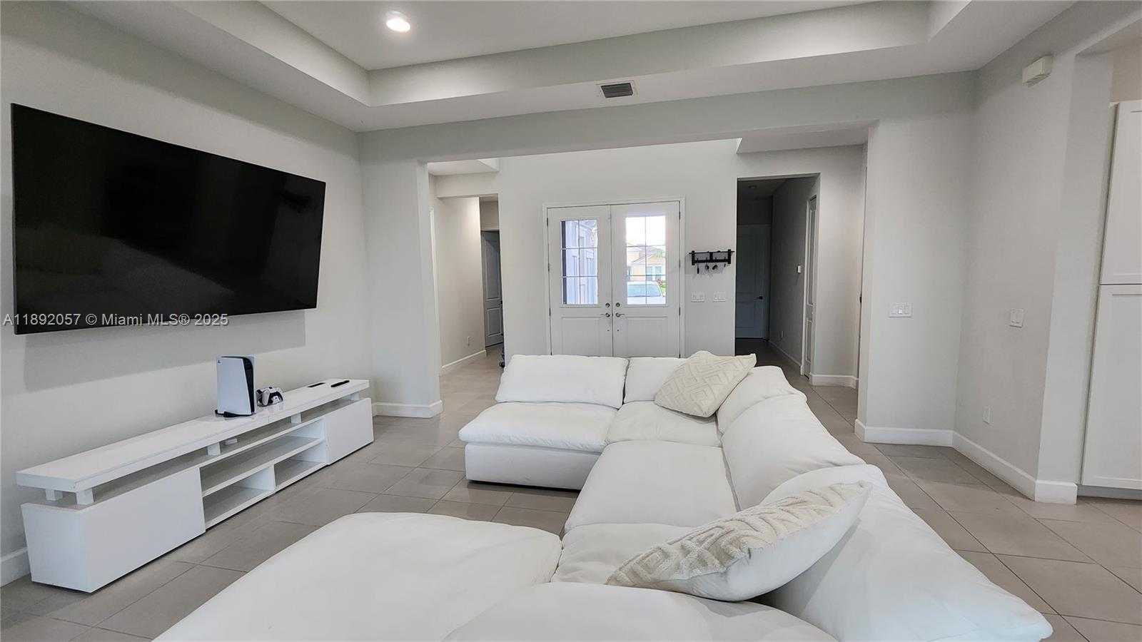 Small Image of 4625 CITRUS BLOSSOM CT, Westlake Number 5