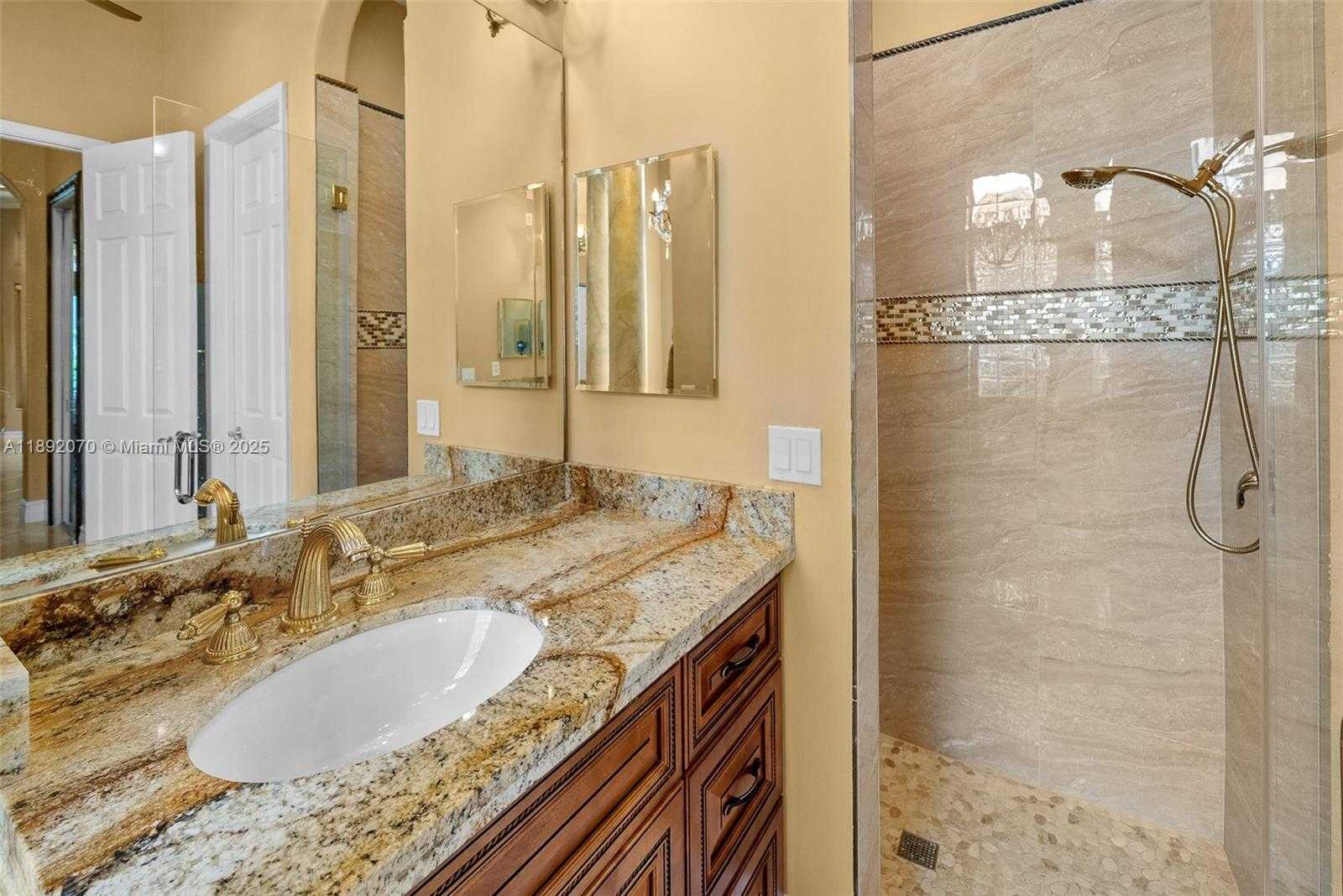 Small Image of 19230 SOUTH WEST 30TH ST, Miramar Number 18