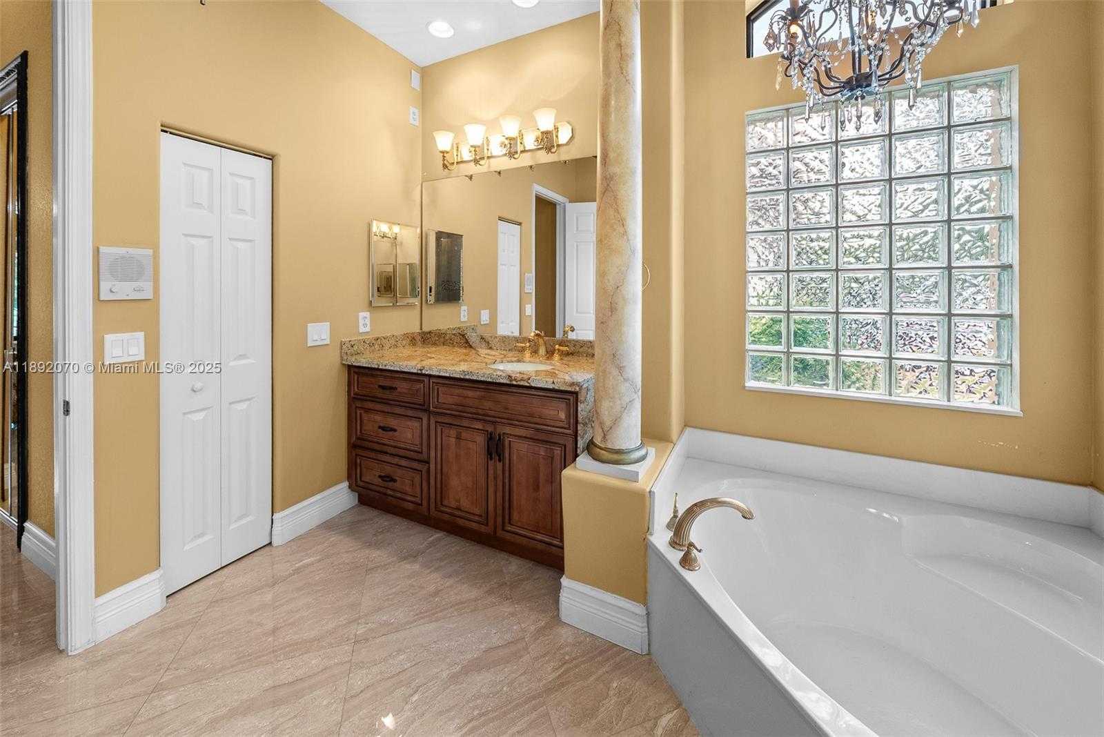 Small Image of 19230 SOUTH WEST 30TH ST, Miramar Number 19