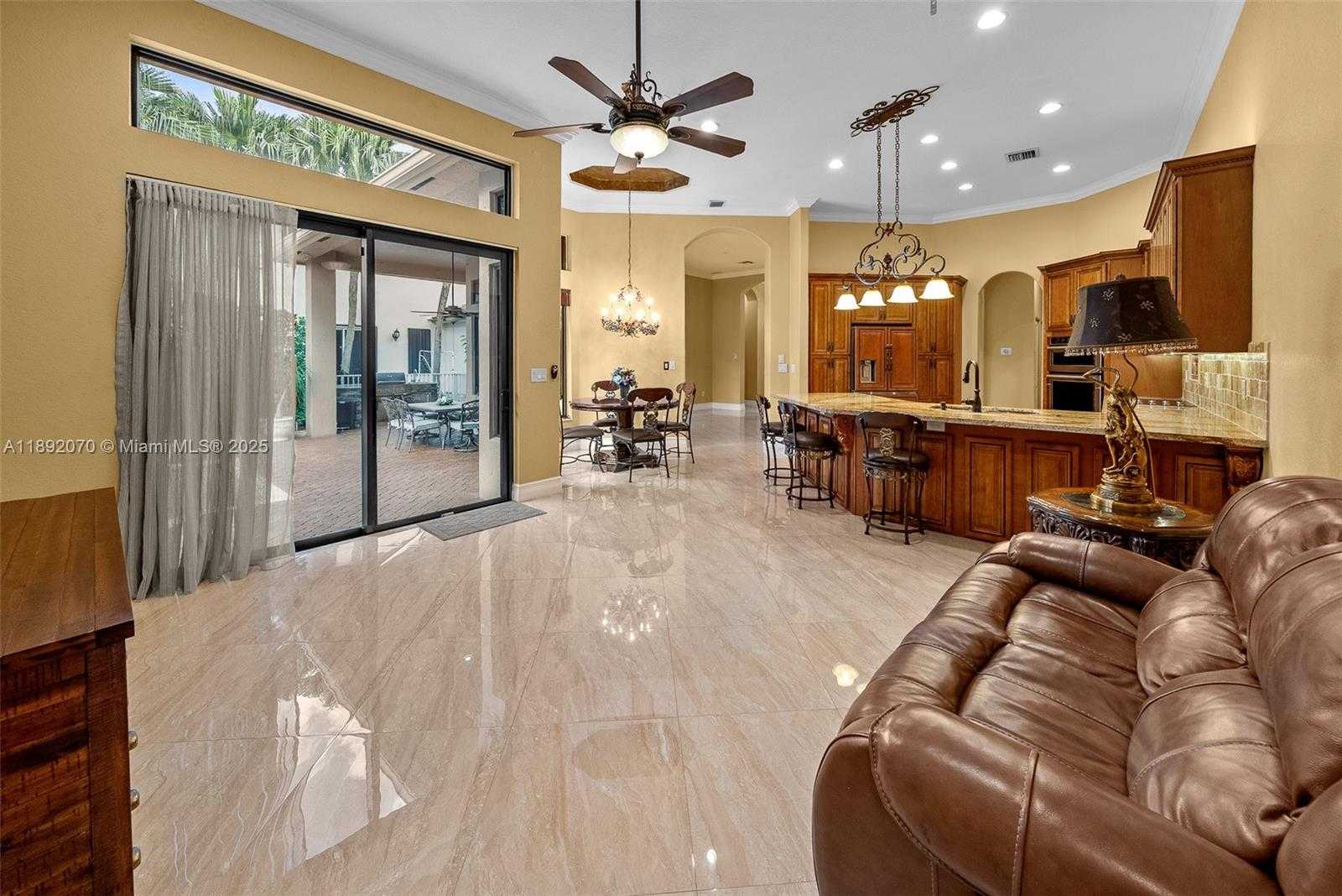 Small Image of 19230 SOUTH WEST 30TH ST, Miramar Number 28