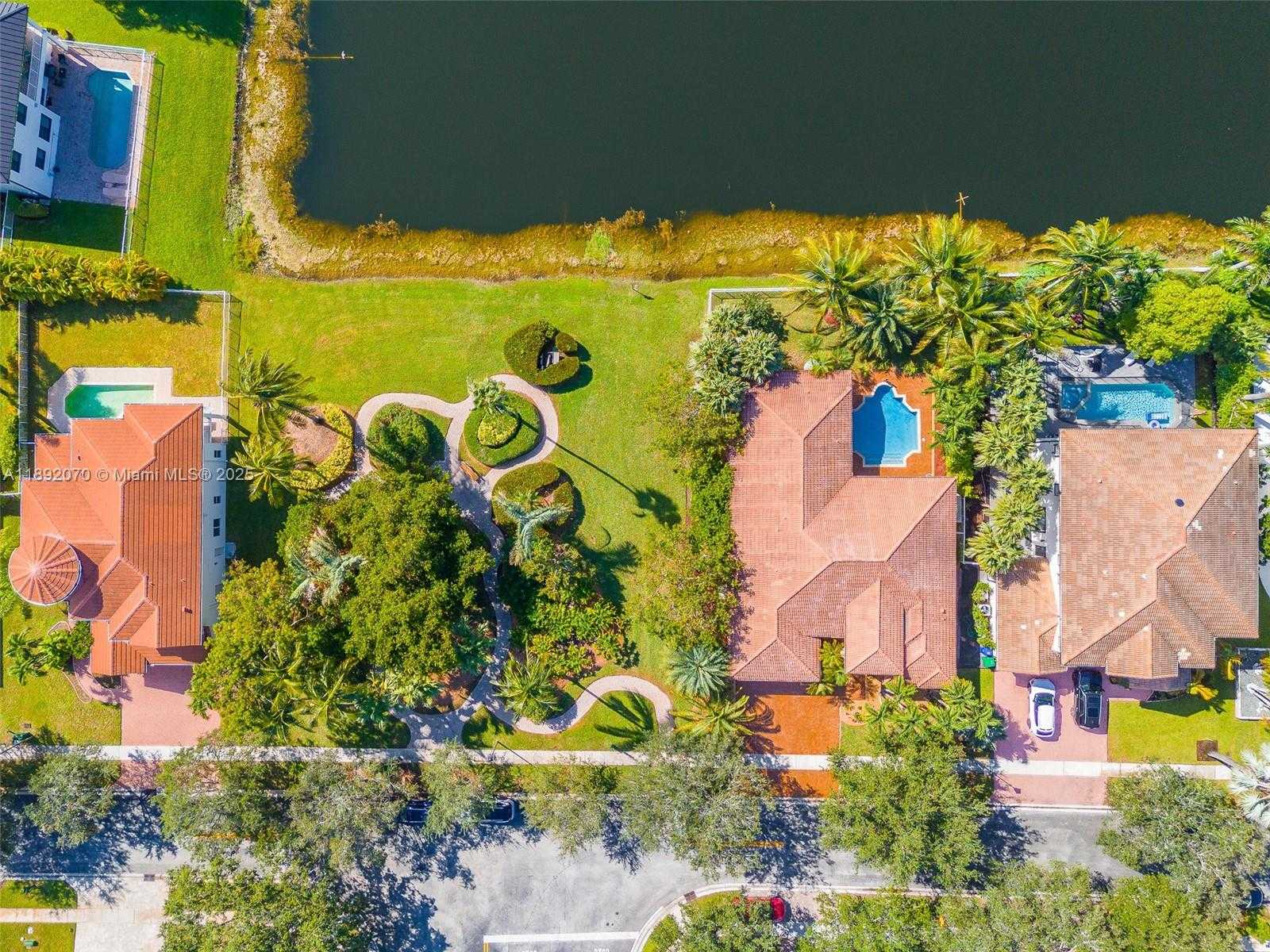 Small Image of 19230 SOUTH WEST 30TH ST, Miramar Number 3