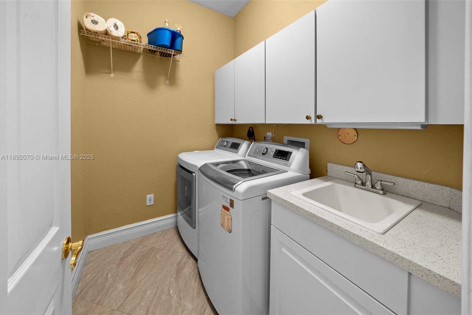 Small Image of 19230 SOUTH WEST 30TH ST, Miramar Number 36