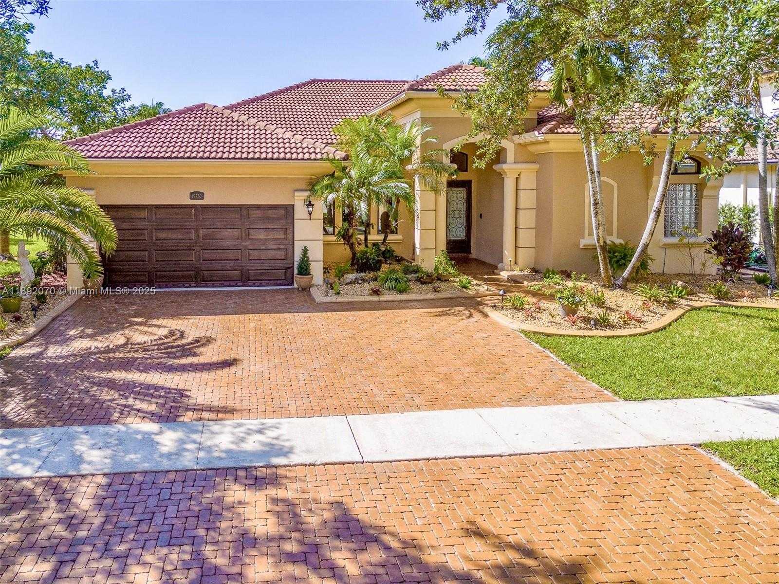 Small Image of 19230 SOUTH WEST 30TH ST, Miramar Number 39