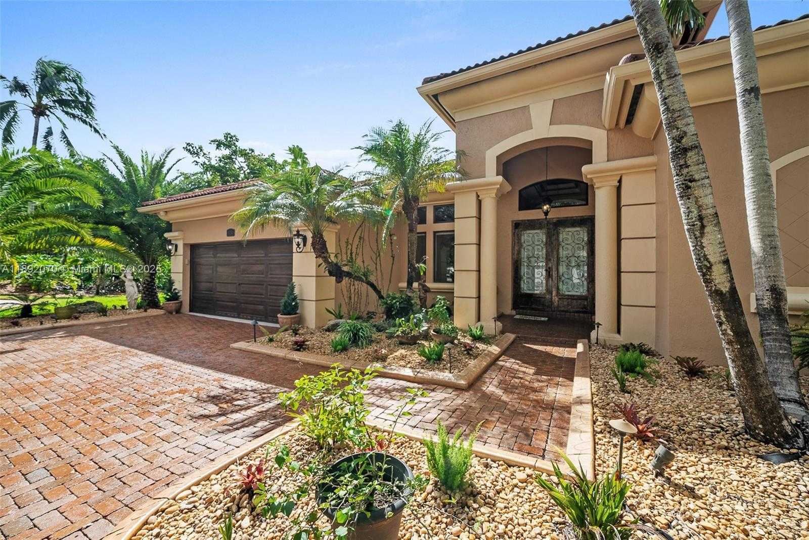 Small Image of 19230 SOUTH WEST 30TH ST, Miramar Number 5