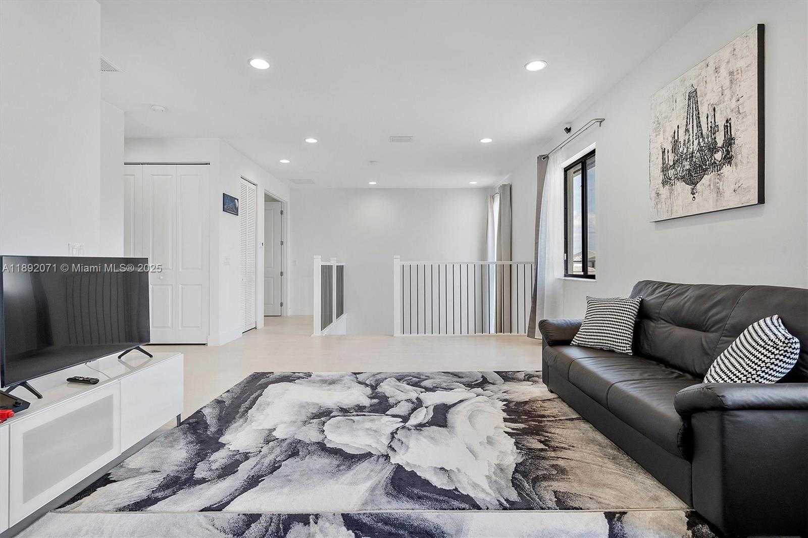 Small Image of 4406 SOUTH WEST 178TH AVE, Miramar Number 10