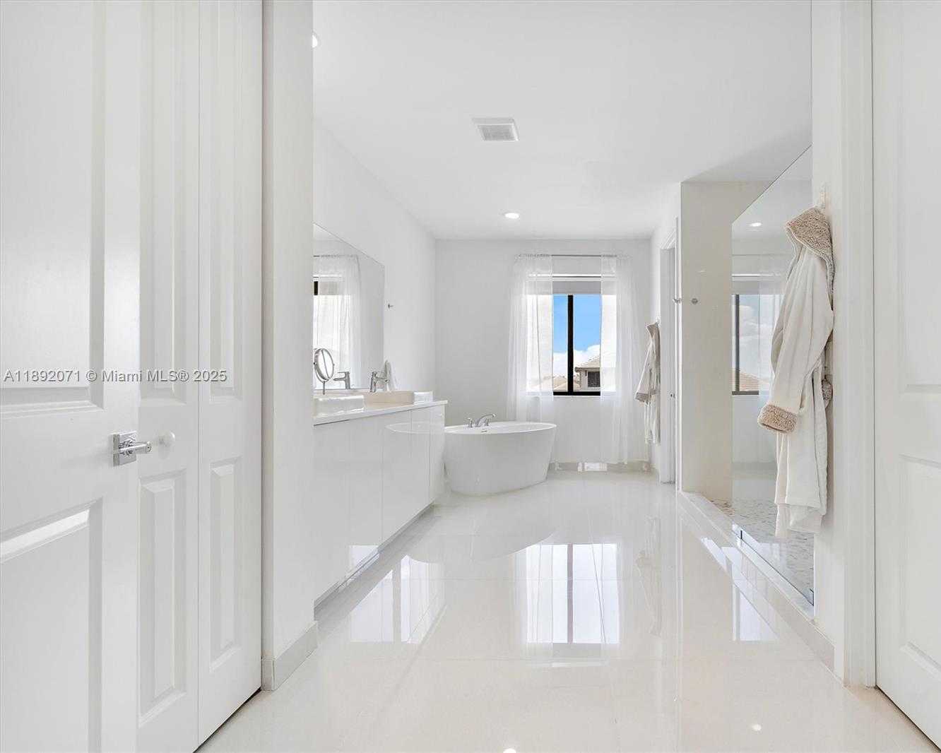 Small Image of 4406 SOUTH WEST 178TH AVE, Miramar Number 11