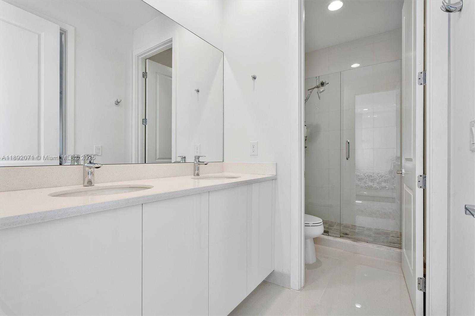 Small Image of 4406 SOUTH WEST 178TH AVE, Miramar Number 14