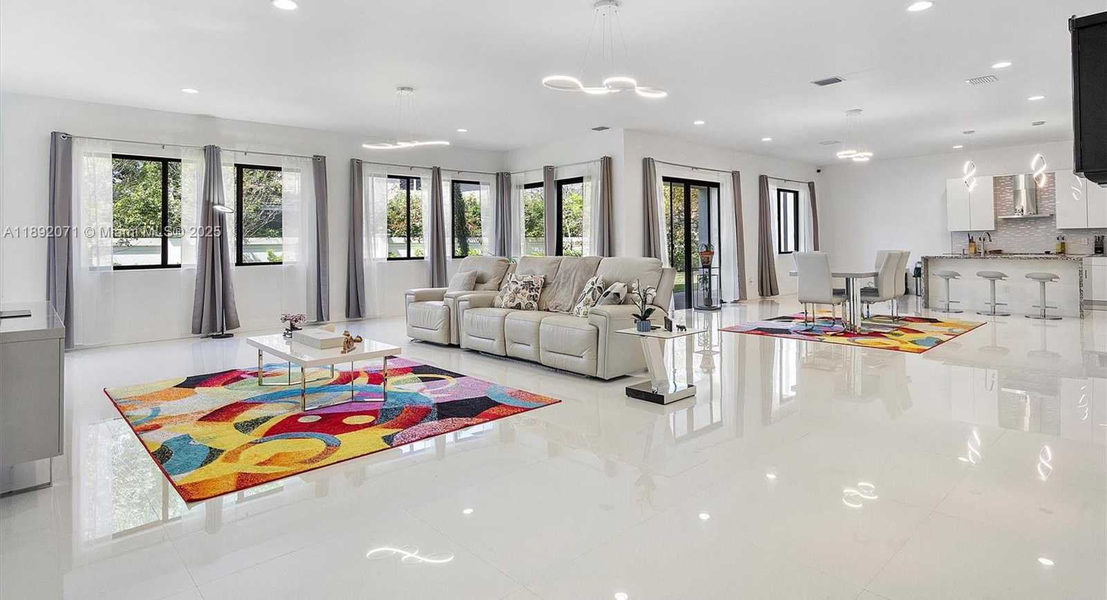 Small Image of 4406 SOUTH WEST 178TH AVE, Miramar Number 2
